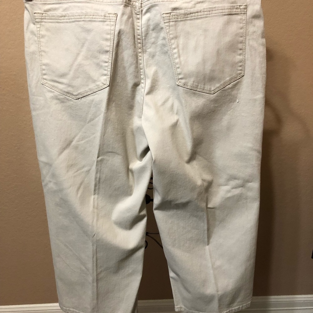 Riders Capris - Picture 2 of 3